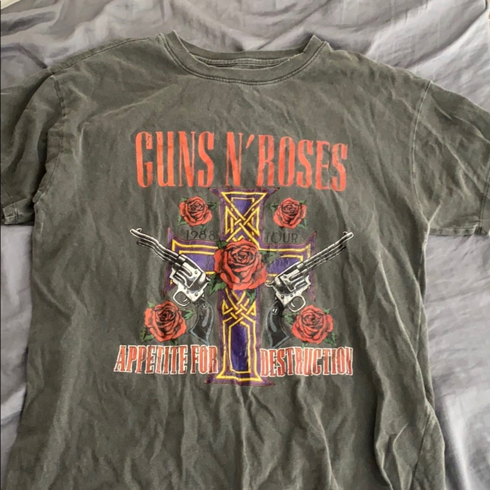 FOREVER 21 GUNS AND ROSES OVERSIZED TEE